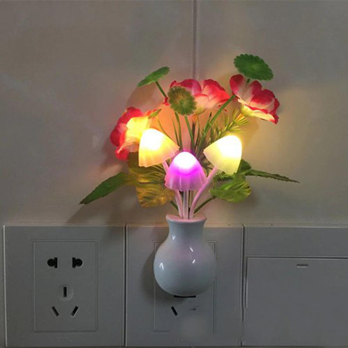 Romantic Flower Sensor Night Light | Automatic Colour Changing LED Mushroom Lamp for Bedroom & Home Décor